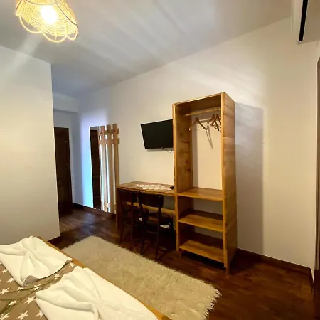 Maison d'hôtes Nena Dashuri Agroturizem Peshkopi