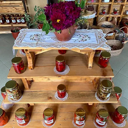 Nena Dashuri Agroturizem Peshkopi