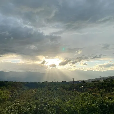 بيت ضيافة Nena Dashuri Agroturizem 4*