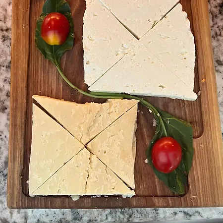 Nena Dashuri Agroturizem Peshkopi