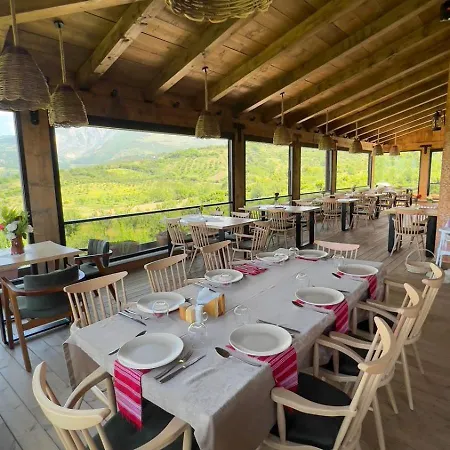 Nena Dashuri Agroturizem Peshkopi