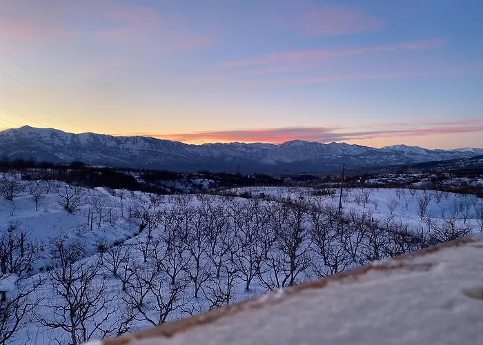 Konukevi Nena Dashuri Agroturizem Peshkopi