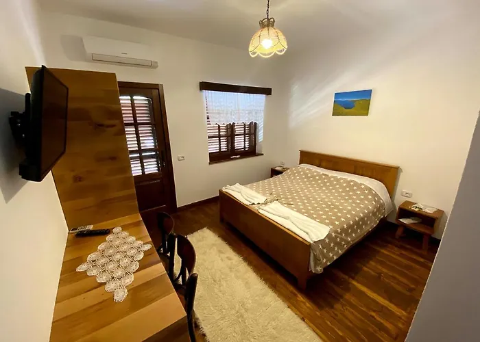 Konukevi Nena Dashuri Agroturizem