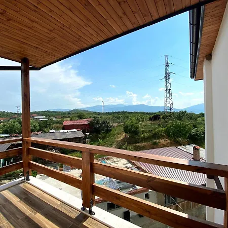 Nena Dashuri Agroturizem