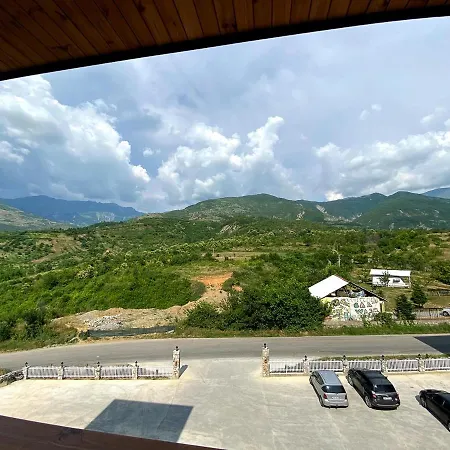 Πανσιόν Nena Dashuri Agroturizem 4*