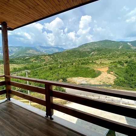 Nena Dashuri Agroturizem 4* Peshkopi