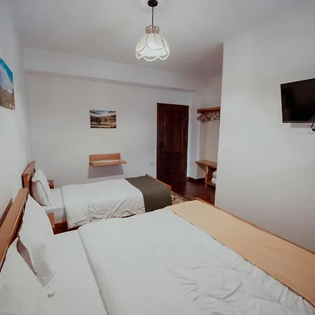 Nena Dashuri Agroturizem 4*