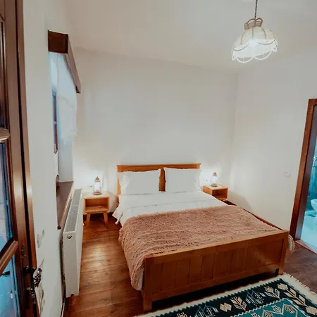 Nena Dashuri Agroturizem 4*