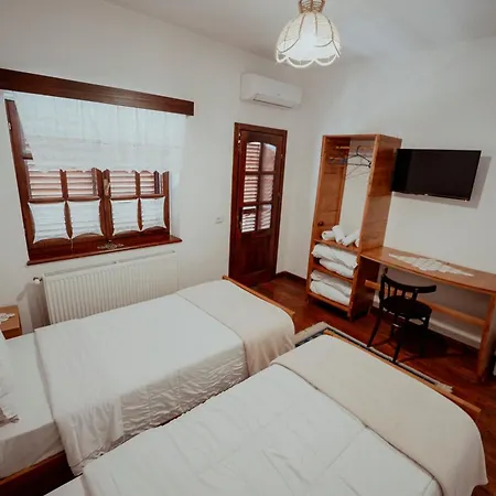 Nena Dashuri Agroturizem Πανσιόν 4*